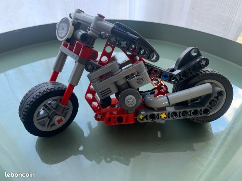 Boîte lego technic motorcycle (image 2)