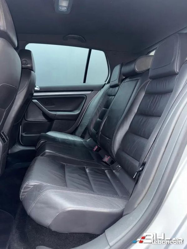 Volkswagen Golf 3.2 R32 250cv 4MOTION DSG BVA (image 20)