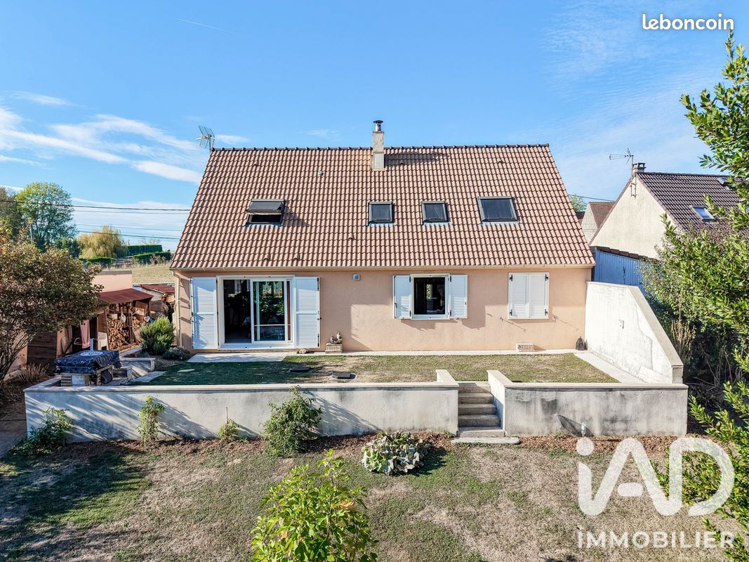 Maison 5 pièces 119 m² · à Mouroux · 119 m² · 335 000 €