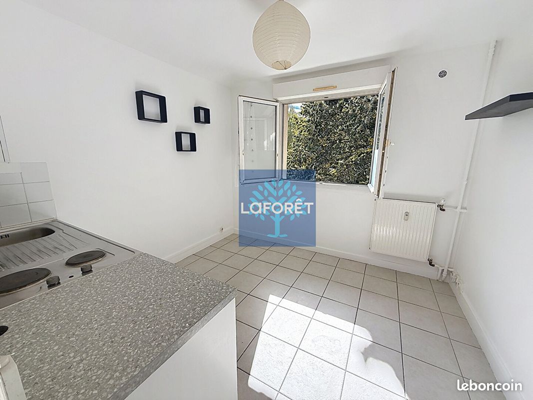 Appartement 1 pièce 14 m² · à Brétigny-sur-Orge · 14 m² · 520 €/mois
