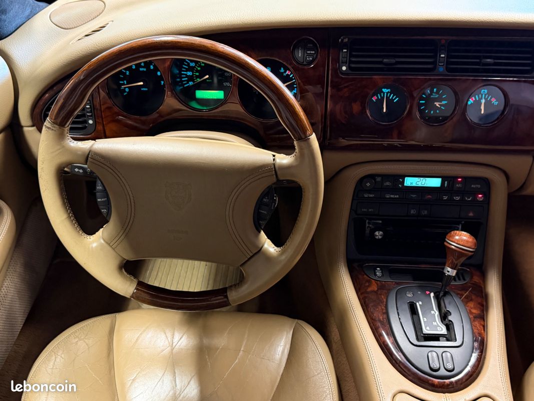 Jaguar xk8 cabriolet 4.0i v8 284 ch - bva sieges electriques/ harman kardon (image 20)