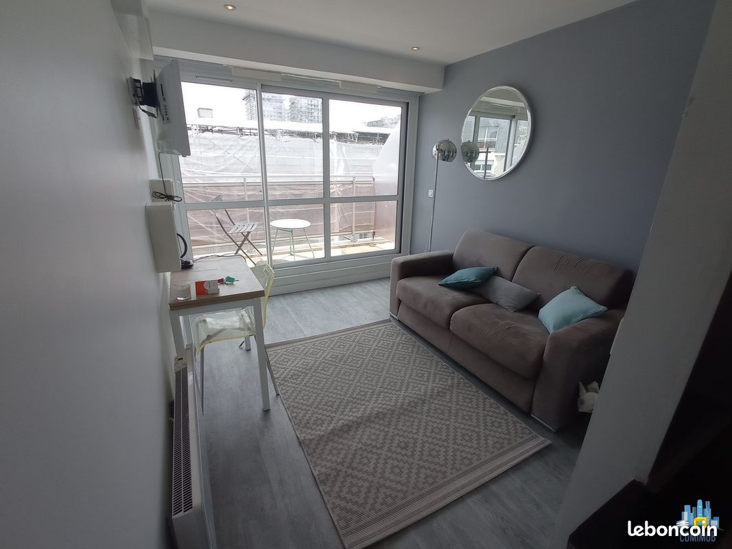 Appartement 1 pièce 15 m² · à Puteaux · 15 m² · 760 €