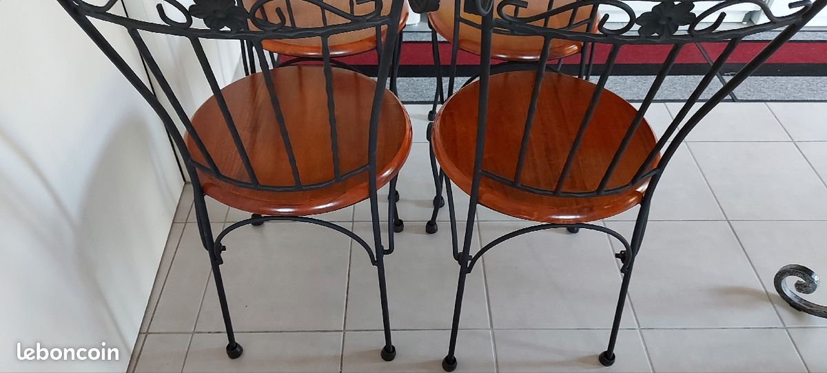 Fauteuil de jardin vintage en fer forgé blanc et assise ajourée Design 1960 | Selency