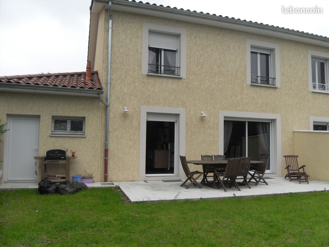 Maison 4 pièces 106 m² · à Chassieu · 106 m² · 1 600 €/mois
