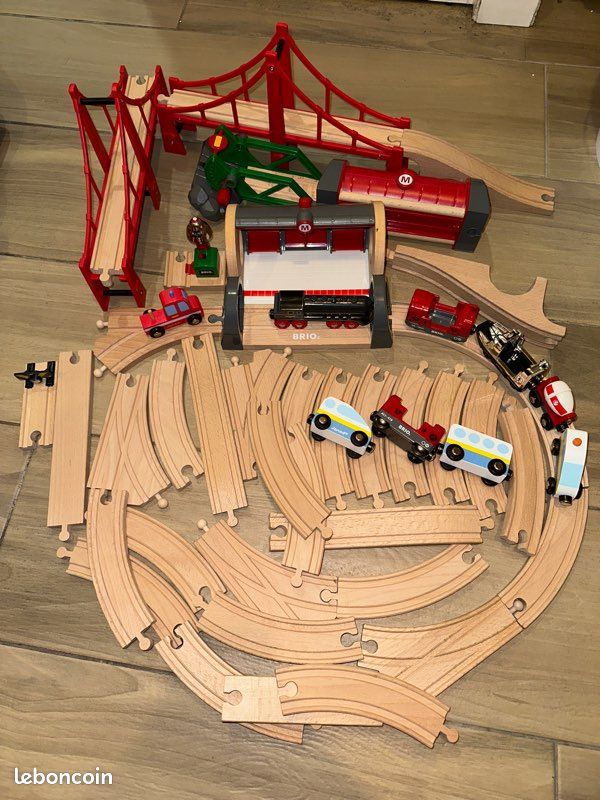 Circuit train (image 1)