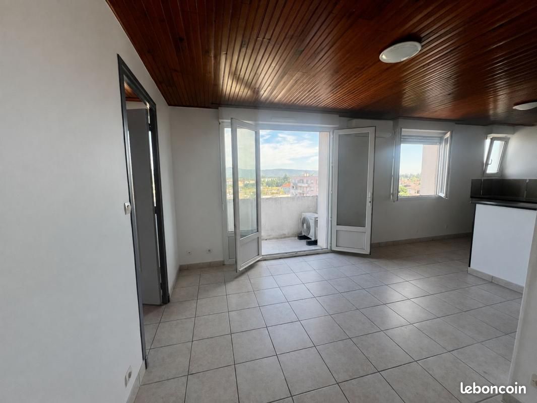 Appartement 3 pièces 55 m² · à Livron-sur-Drôme · 55 m² · 650 €