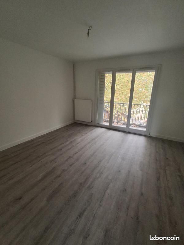 Appartement 3 pièces 57 m² · à Fontaine · 57 m² · 631 €/mois