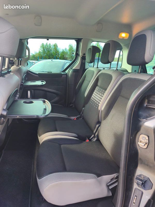 CITROËN BERLINGO 1,6 e-HDI 75 CH MULTISPACE 5 PLACES 1 ère MAIN - 67 000 KMS - 12/2015 (image 5)