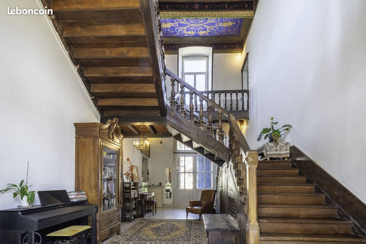 Maison 15 pièces 427 m² · à Castelnau-Montratier · 427 m² · 449 000 €