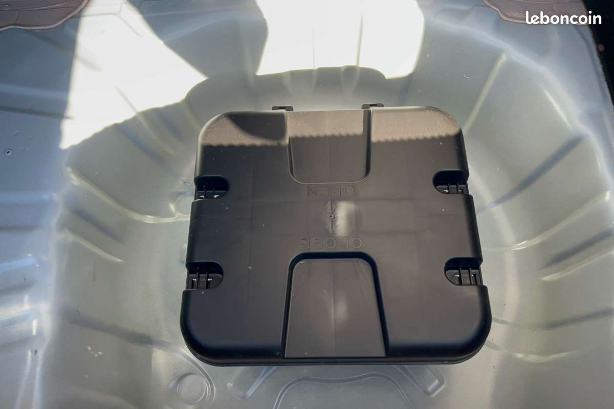 Renault Clio 6 TCE 115 EDC TECHNO PLUS -11% (image 19)
