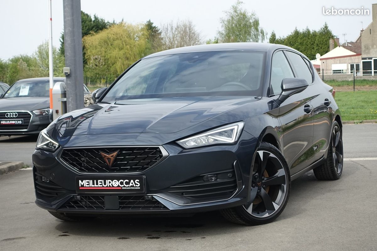 Cupra Leon FR e-hybride Dsg 204ch Sièges sport/Digital cockpit/Grd Gps/Carplay/Caméra/Pack ambiance/Régulateur/1°Main/Garantie 12 Mois (image 1)