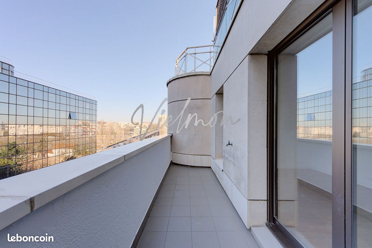 Appartement 4 pièces 81 m² · à Levallois-Perret · 81 m² · 738 000 €