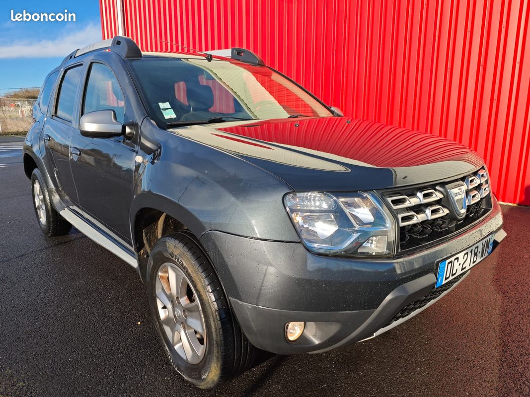 DACIA Duster 152000KM ANNEE 2014 ESSENCE Phase 2 SUV 1.2L 125 CV (image 1)