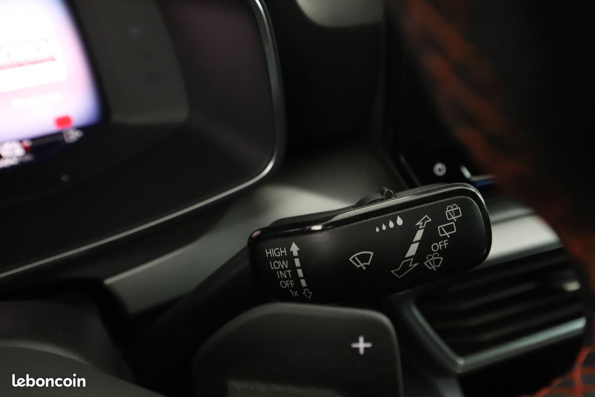 Seat Leon 1.4 TSI e-HYBRID FR DSG6 204 ch (image 23)