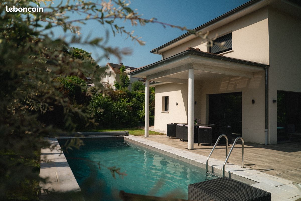 Maison 5 pièces 130 m² · à Miserey-Salines · 130 m² · 495 000 €