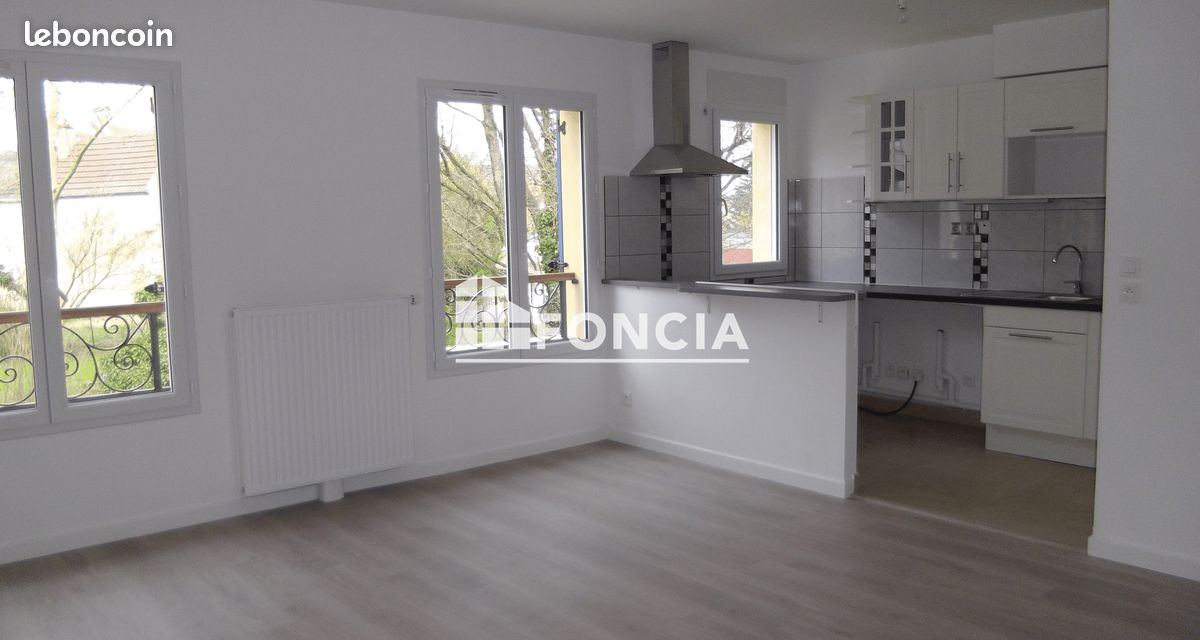Appartement 3 pièces 64 m² · à Étampes · 64 m² · 880 €