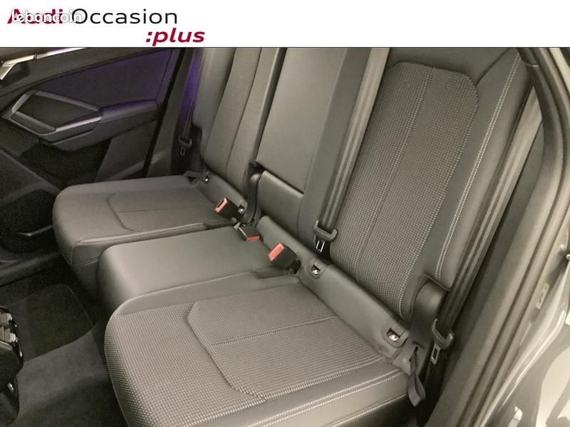 Audi Q3 45 TFSI e 245ch S line S tronic 6 (image 13)