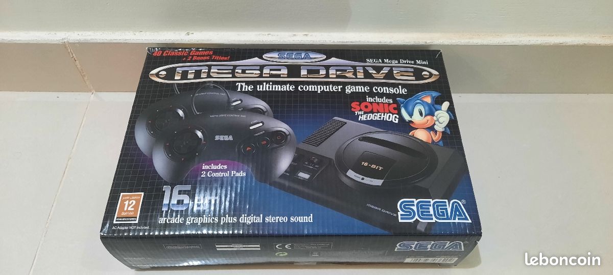 SEGA Mega drive mini - 42 jeux - 2 manettes - Parfait état (image 3)
