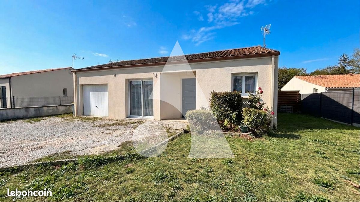 Maison 5 pièces 106 m² · à Corme-Royal · 106 m² · 235 000 €