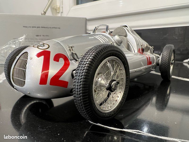 CMC Auto Union Typ D 1/18 - Exklusive Modelle N°12535, état Neuf, Allemagne