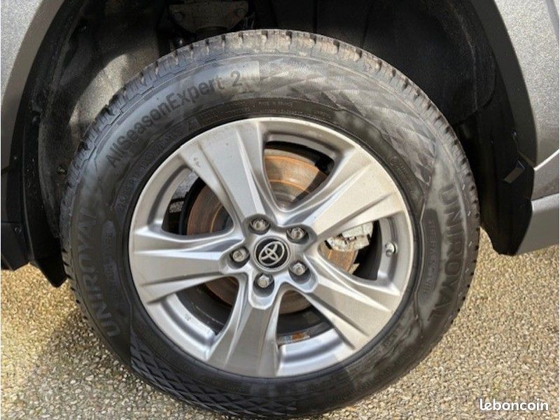 Toyota RAV4 Hybride 218ch Dynamic 2WD (image 25)