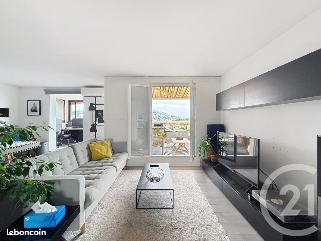 Appartement 2 pièces 48 m² · à Vallauris · 48 m² · 1 050 €/mois