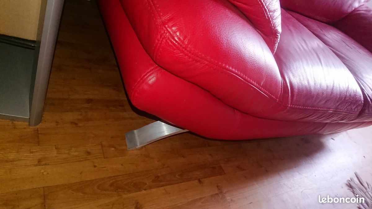 Canapé en cuir rouge (image 5)