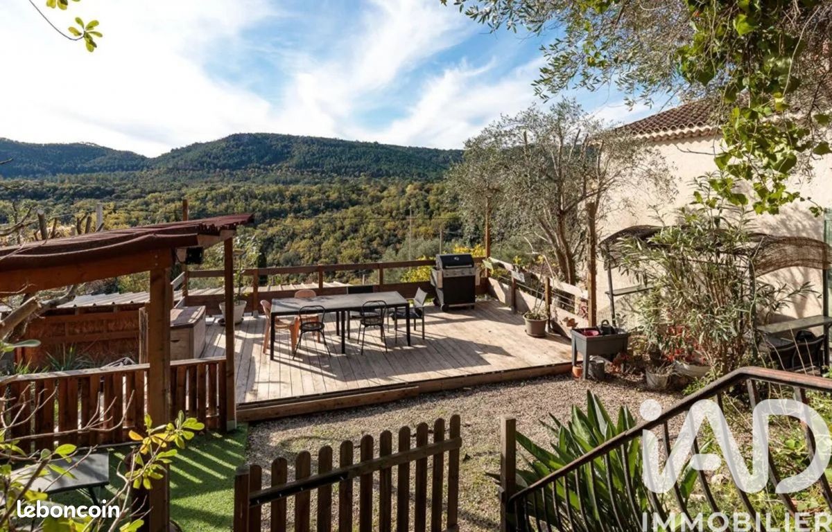 Propriété 5 pièces 100 m² (image 2)