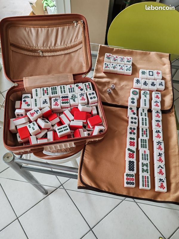 Jeu De Mahjong Chinois – 144 Tuiles, Mini Format 22x15x12 Mm, 2 Dés, Portable – Pour 4 Joueurs, Voyage
