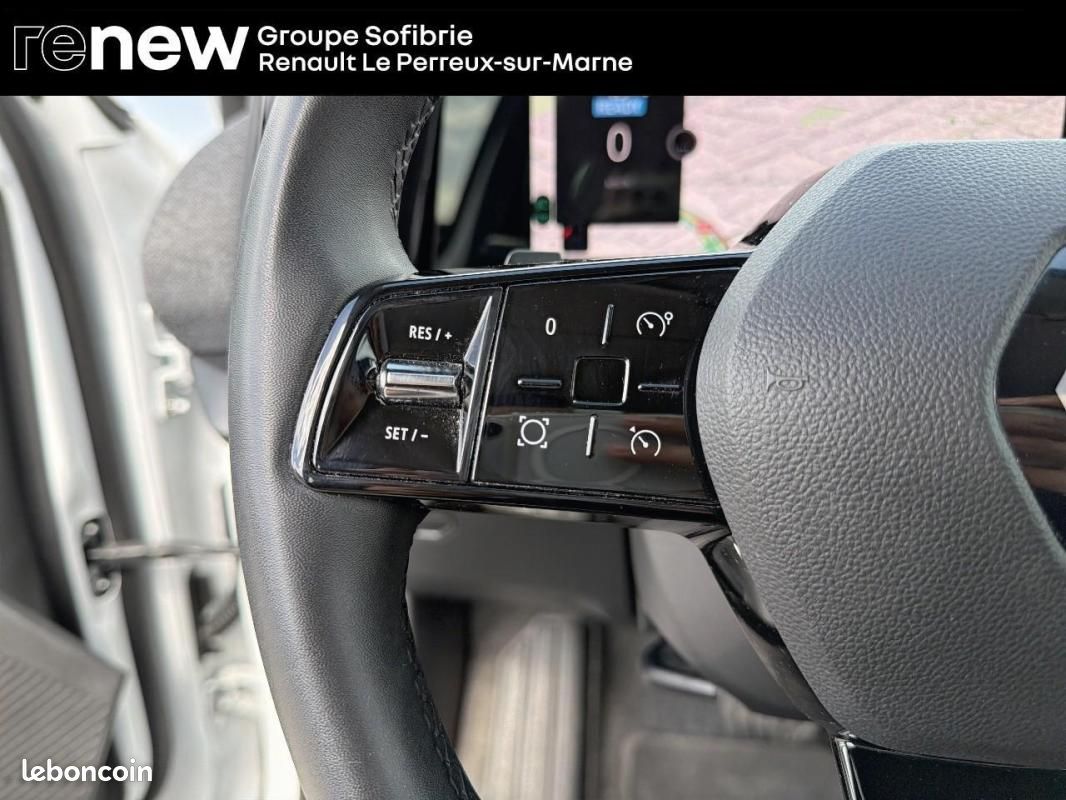 Renault Mégane E-TECH ER EV60 130ch optimum charge Evolution (image 18)