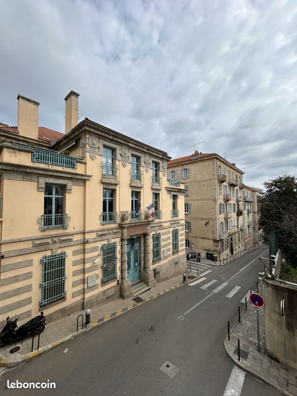 Appartement 3 pièces 70 m² · à Ajaccio · 70 m² · 950 €
