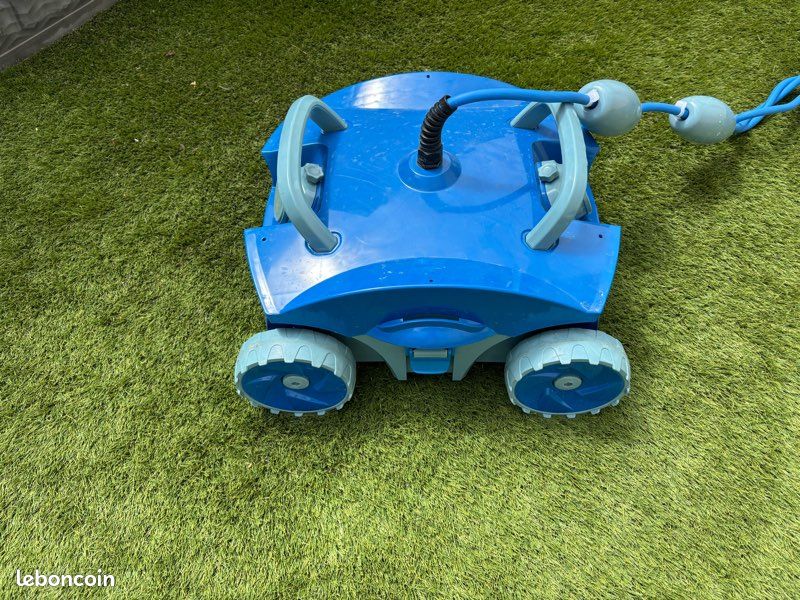 Robot piscine électrique (image 2)