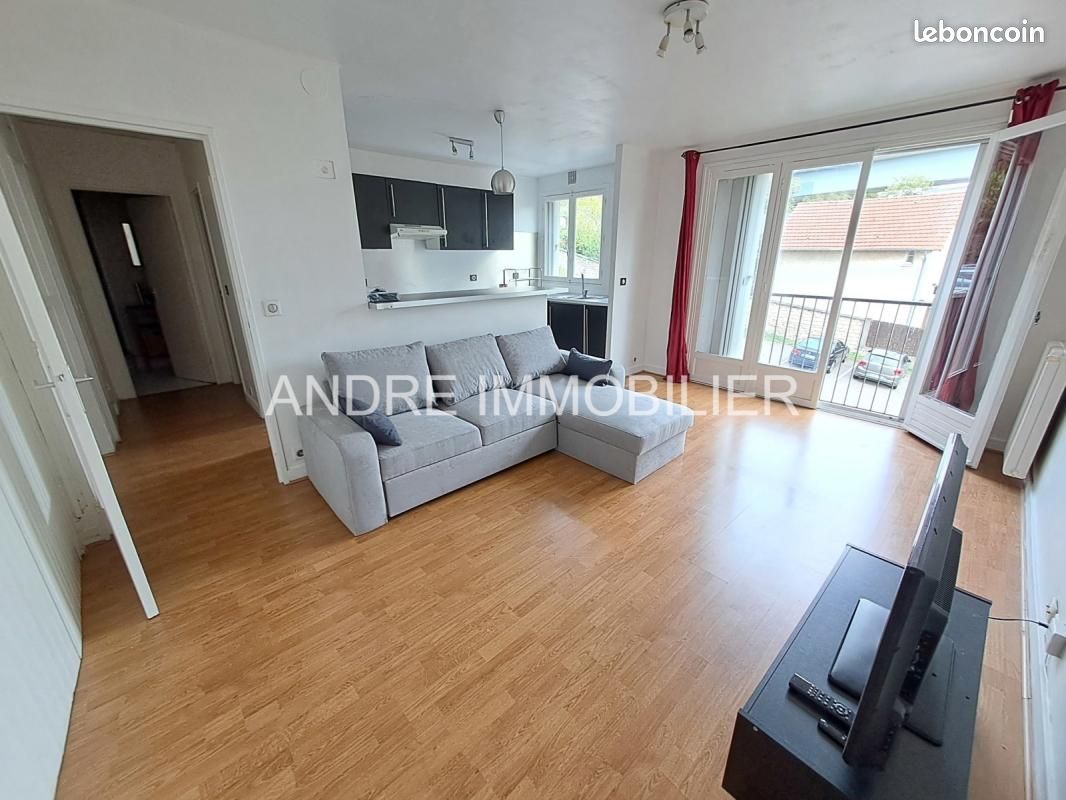 Appartement 2 pièces 42 m² · à Saint-Germain-en-Laye · 42 m² · 928 €/mois