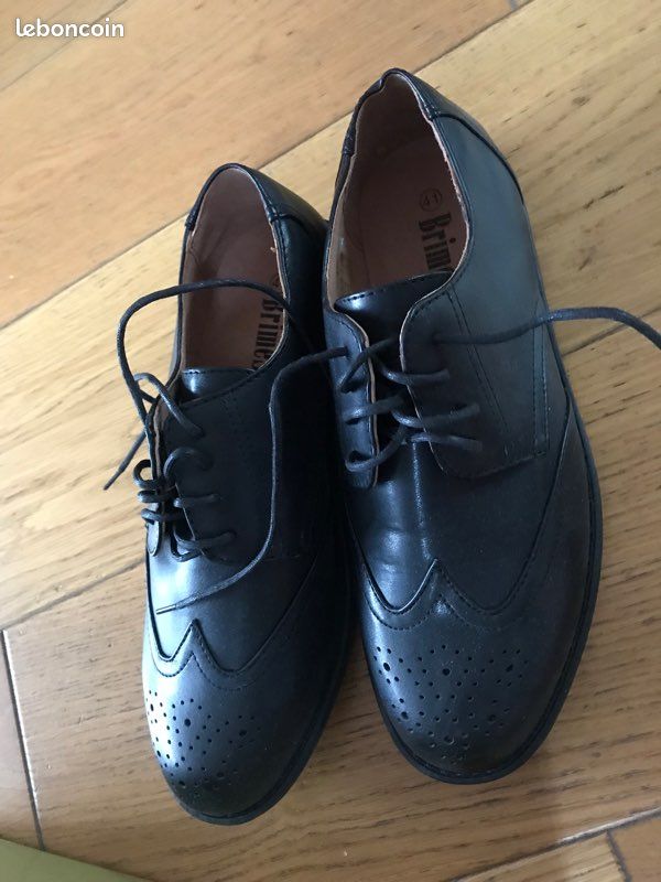 Paire neuve jamais portée mocassin tout cuir (image 1)
