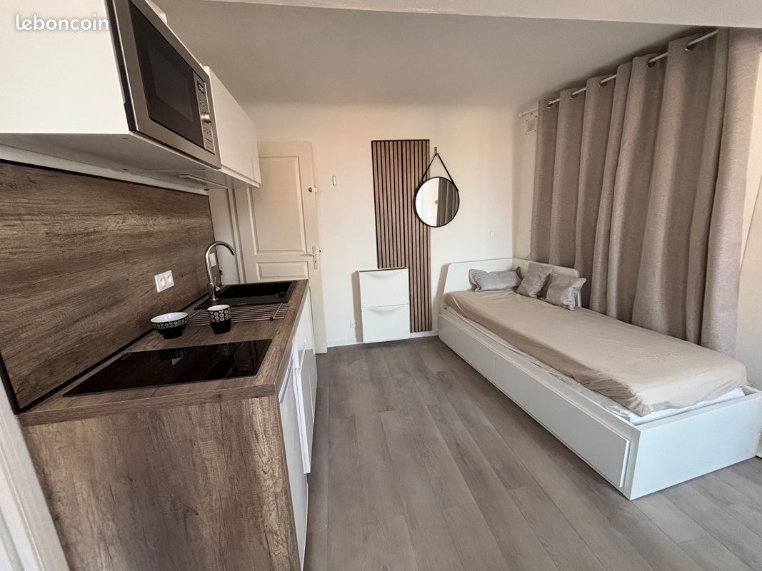 Appartement 1 pièce 16 m² · à Grasse · 15,6 m² · 560 €