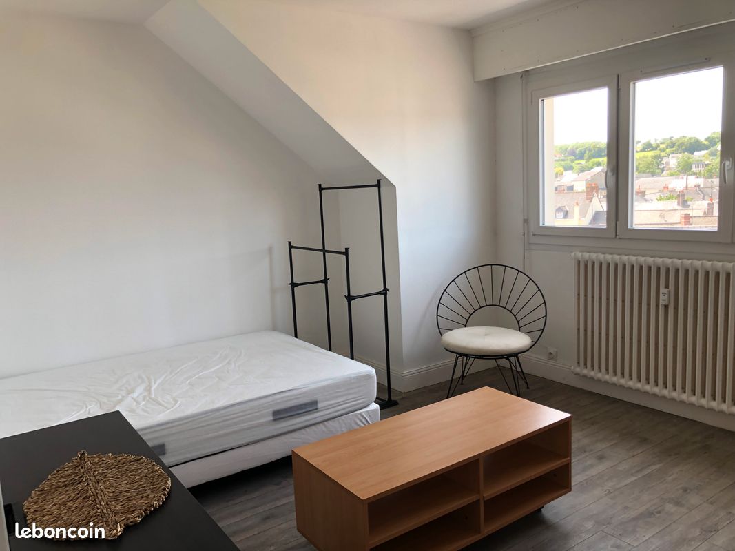 Appartement 1 pièce 25 m² · à Laval · 25 m² · 490 €/mois