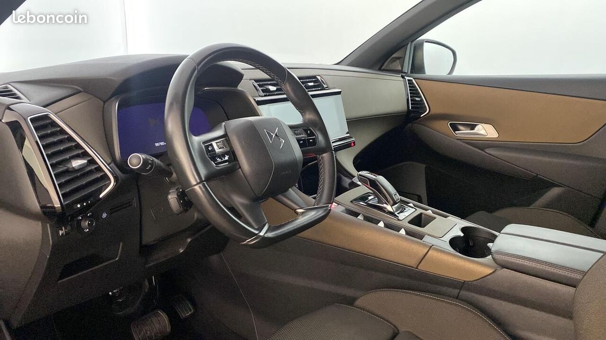 DS DS7 Crossback Business 1.5 BlueHDi 130CV BVA8 2021 (image 3)