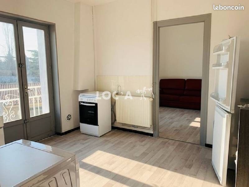 Appartement 3 pièces 52 m² · à Vénissieux · 52 m² · 900 €/mois