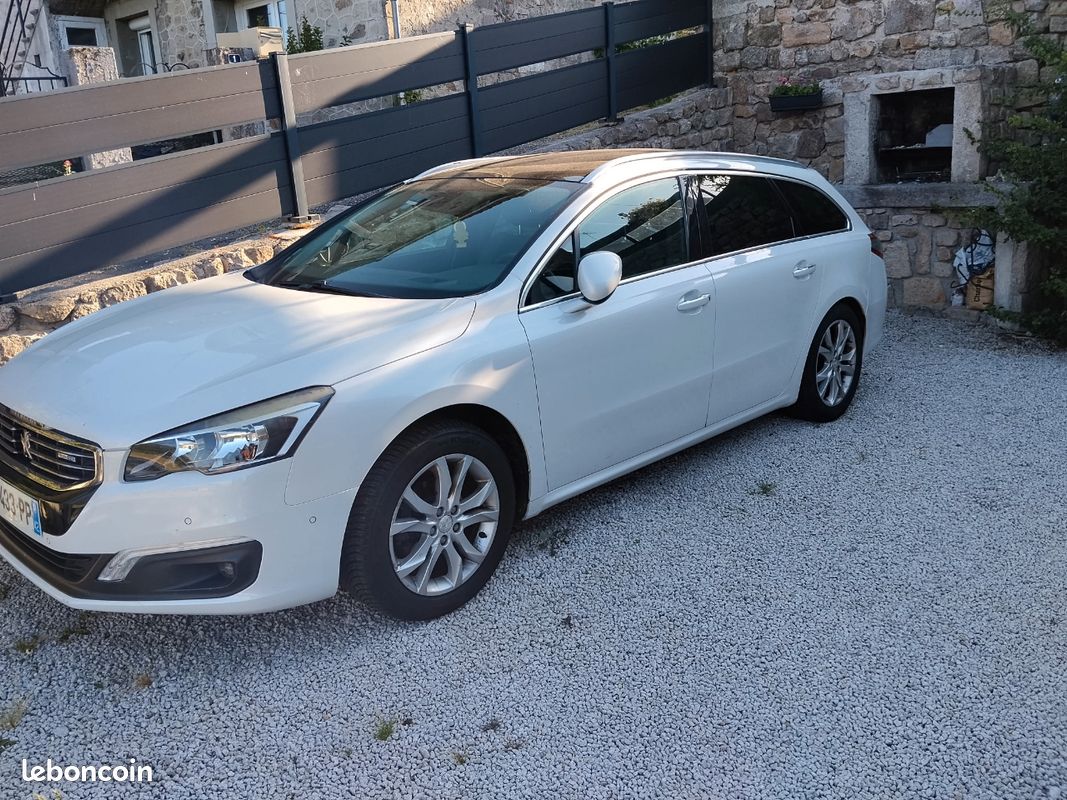 Magnifique 508 SW Modèle 2016 (image 1)