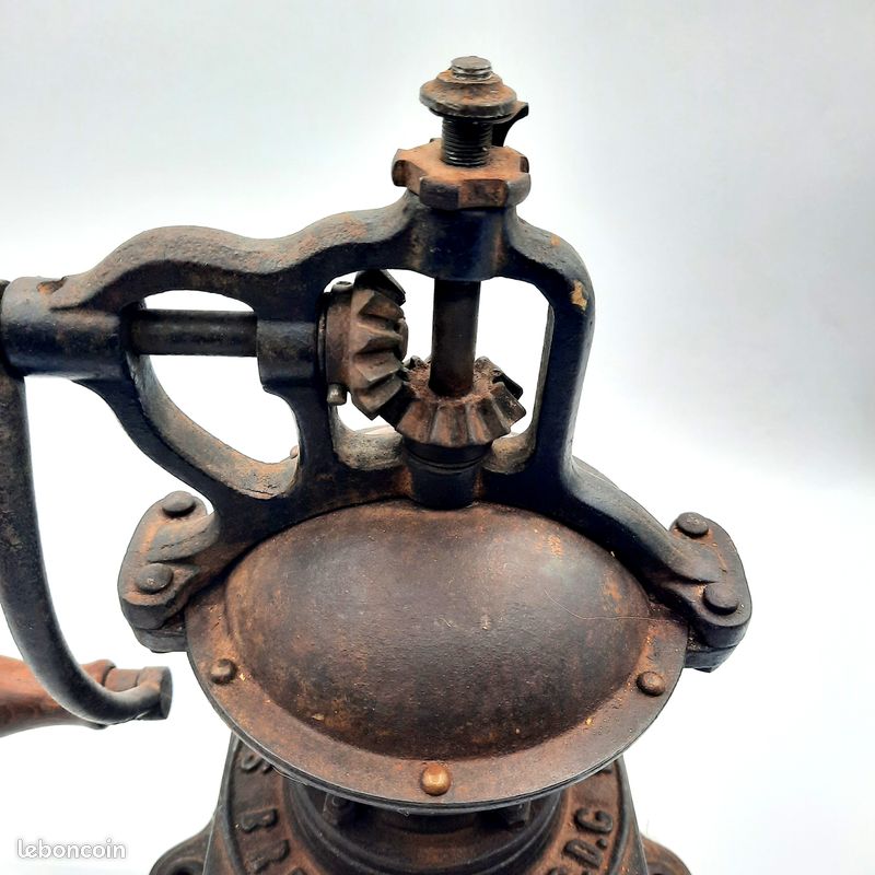 Moulin à café ancien de comptoir PEUGEOT FRERES/ Modèle A 0 (image 3)