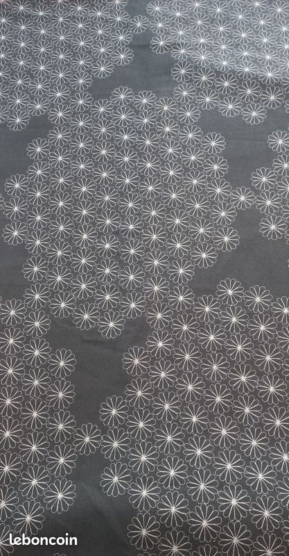 Coupon Tissu Ameublement – Fleurs Or Et Gris Sur Fond écru, Polyester, 140x140 Cm