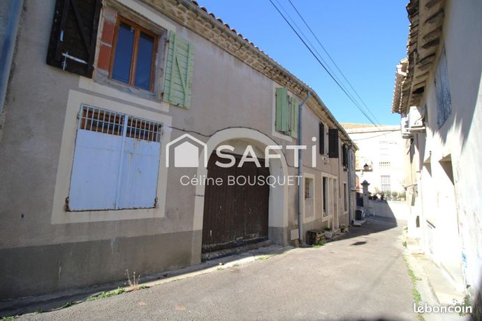 Maison de village 8 pièces 225 m²