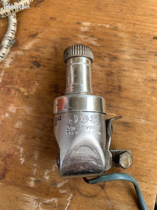 Lot De Pièces Vélo Ancien Avec Dynamo - Pour Restauration Ou Collection