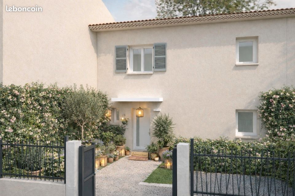 Maison 4 pièces 83 m² · à La Crau · 83 m² · 389 000 €