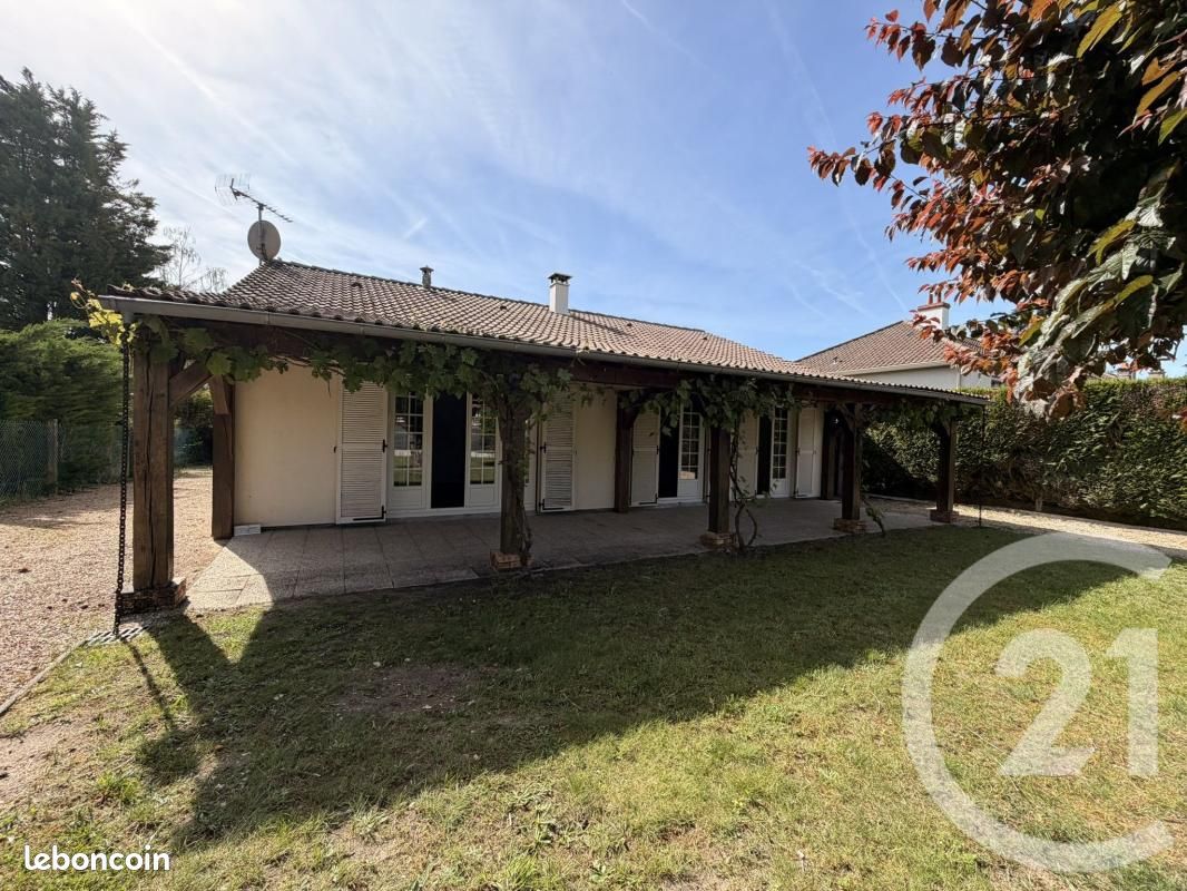 Maison 4 pièces 97 m² · à Traînou · 97 m² · 182 000 €