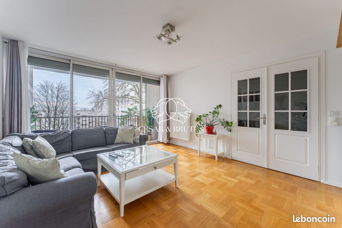 Appartement 5 pièces 102 m² · à Caluire-Et-Cuire · 102 m² · 299 500 €