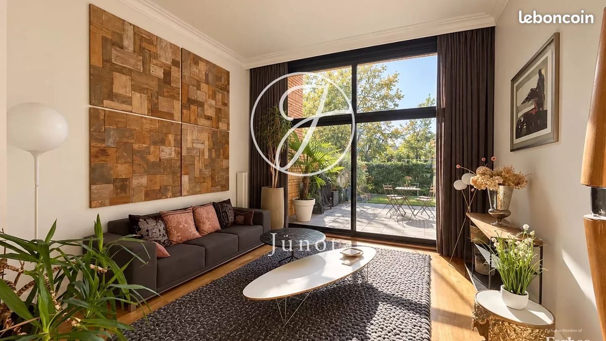 Maison 10 pièces 370 m² · à Marcq-en-Baroeul · 370 m² · 1 150 000 €