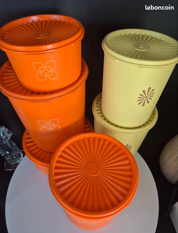 Lot 2 Boites Tupperware jaune gamme Soleil d'or logo fleur