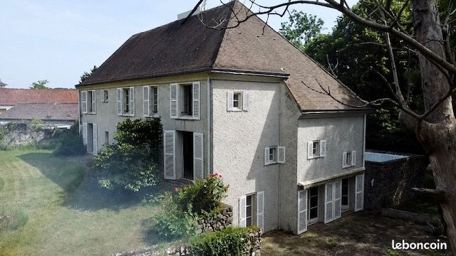 Propriété 13 pièces 341 m² (image 17)