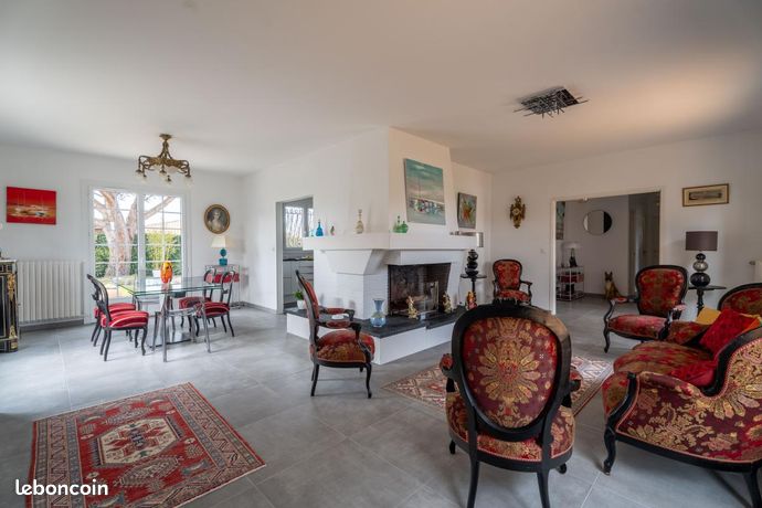 Maison 5 pièces 200 m²